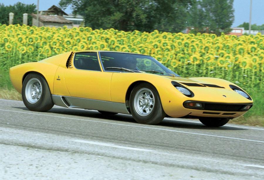  Lamborghini Miura 1966 года  (фото 19 из 49)